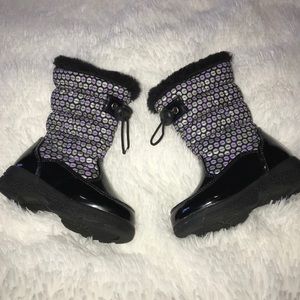 Totes baby snow winter boots sz 6